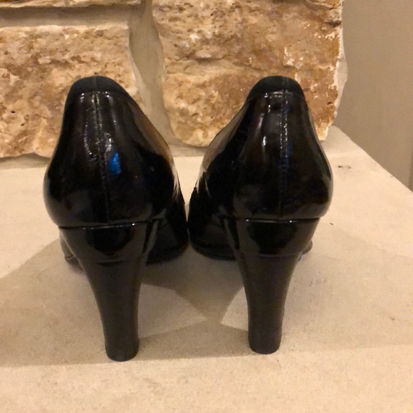 ✨3 for $30✨ Sofft Patent Leather Pumps Size 8.5 - Picture 4 of 6